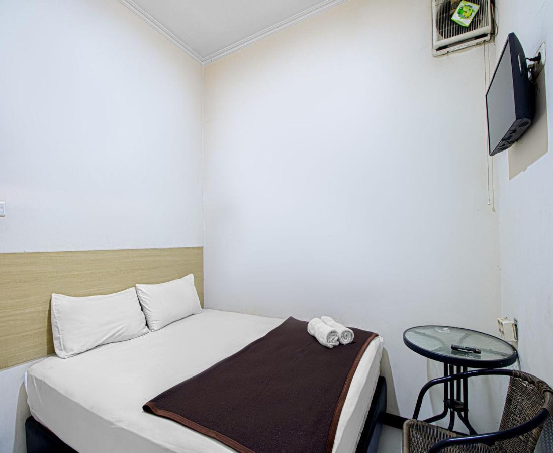 Hotel Bantal Guling Alun Alun Bandung Esterno foto