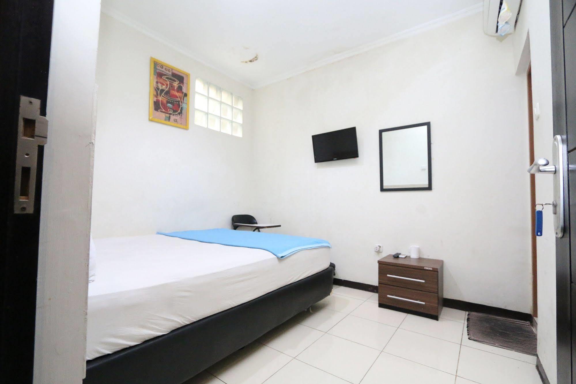 Hotel Bantal Guling Alun Alun Bandung Esterno foto